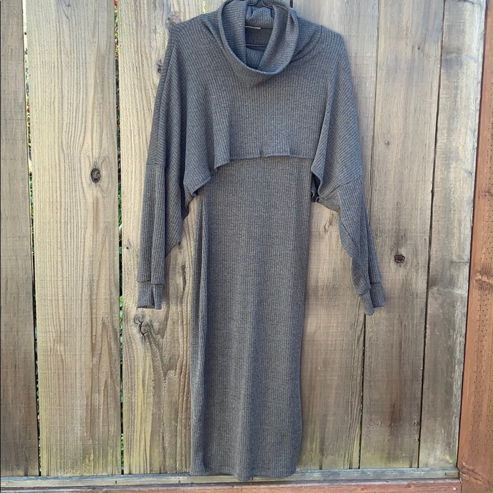 NEW Never Worn Boutique Sweater Midi Dress